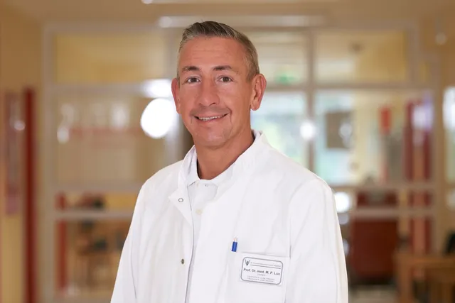 Prof. Dr. Michael Patrick Lux, MBA